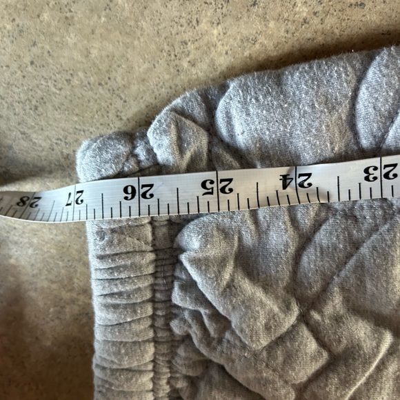 PacSun pants - light heather gray “Easy Quilted Joggers” sweatpants - Picture 10 of 11